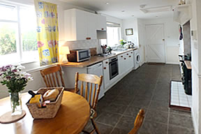 Modern, well equipped kitchen